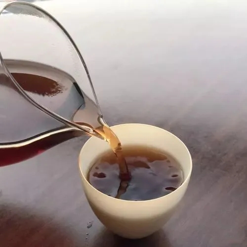 談?wù)劜桄i喉的幾個(gè)主要原因?