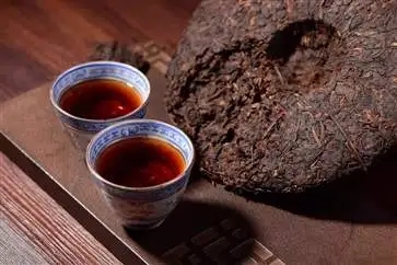 苦、澀味絕不是古樹普洱的霸氣，那也叫懂普洱茶，別逗了！