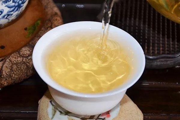 普洱茶新生茶的優(yōu)劣辨別方法丨經(jīng)驗