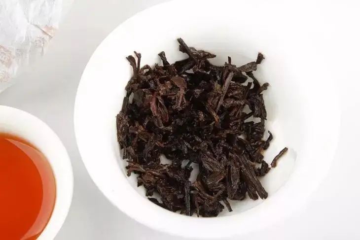 普洱熟茶好壞如何辨別？行家教你3步走！聞茶香、品茶湯、鑒葉底