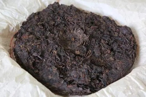 普洱熟茶茶湯中美麗的“金邊”從何而來？