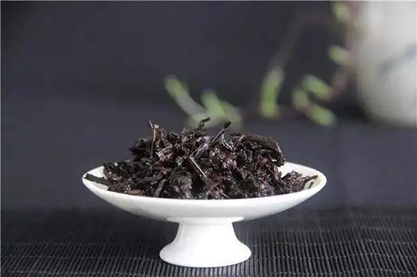 判斷普洱茶是不是好料，只看一個地方！