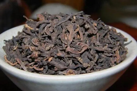 喝普洱，中期茶綜合性價比高